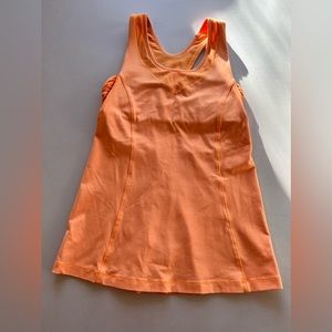 Lululemon tank top.